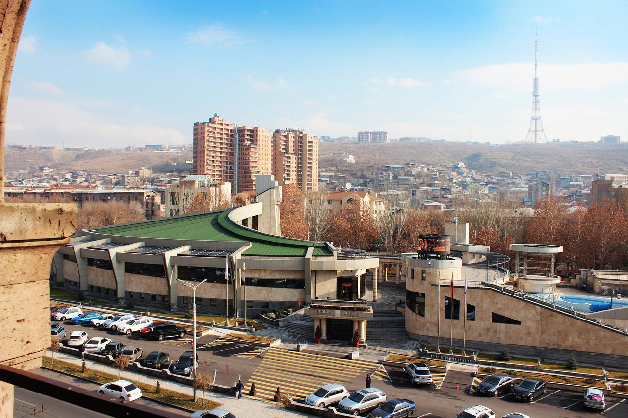 Vivid 2 Bedroom Apt. Yerevan Exterior photo